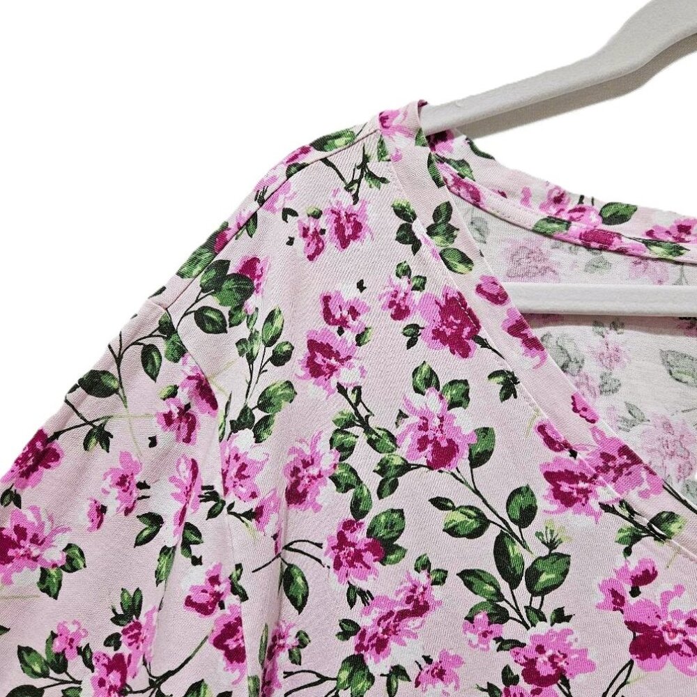 New PINK BLOSSOM VINE FLORAL V-NECK SHORT SLEEVE TEE  5X  SPRING SUMMER - Picture 3 of 6